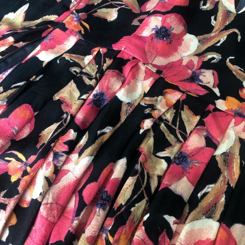 DONATING NEXT WEEK-  FP Tegan floral mini dress - Picture 4 of 4